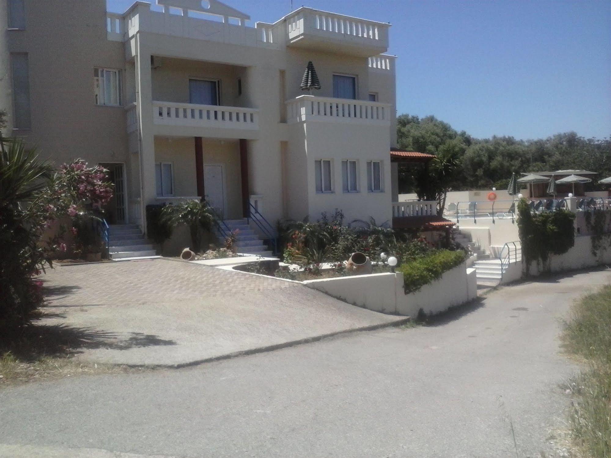 Poseidon Apartments Kato Daratso Exterior photo